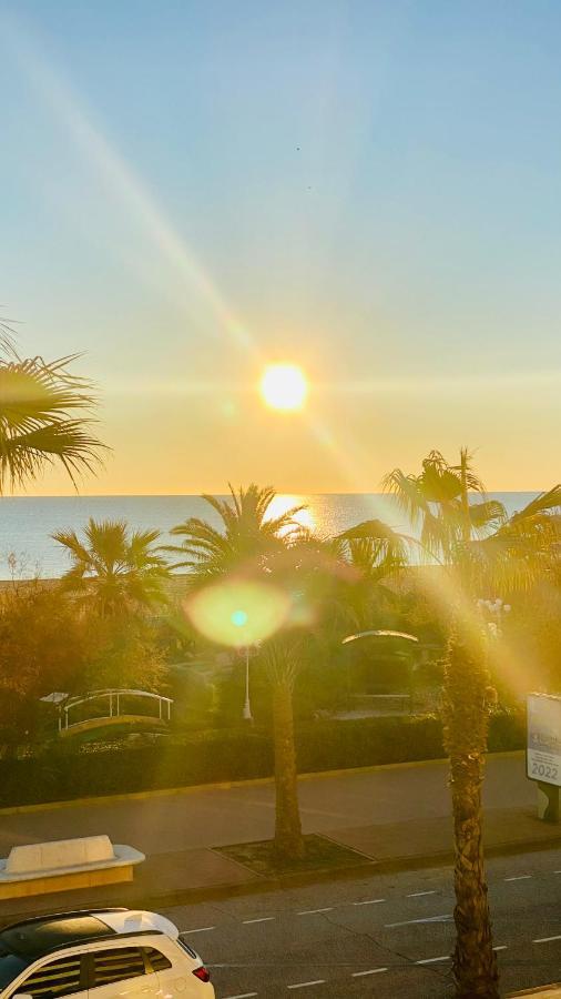 VOYAGE Superbe Vue mer, escapade, évasion et bien être! Canet-en-Roussillon Esterno foto